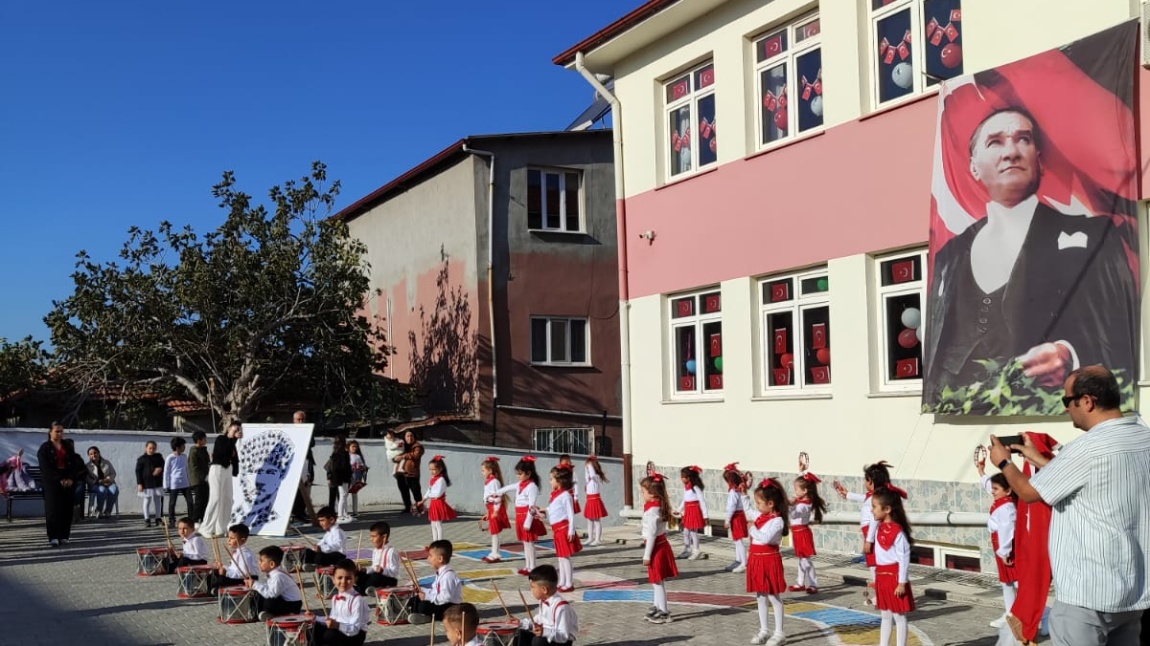 29 Ekim Cumhuriyet Bayramı coşkuyla kutlandı.